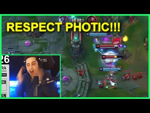 ADC flash in to win the whole game