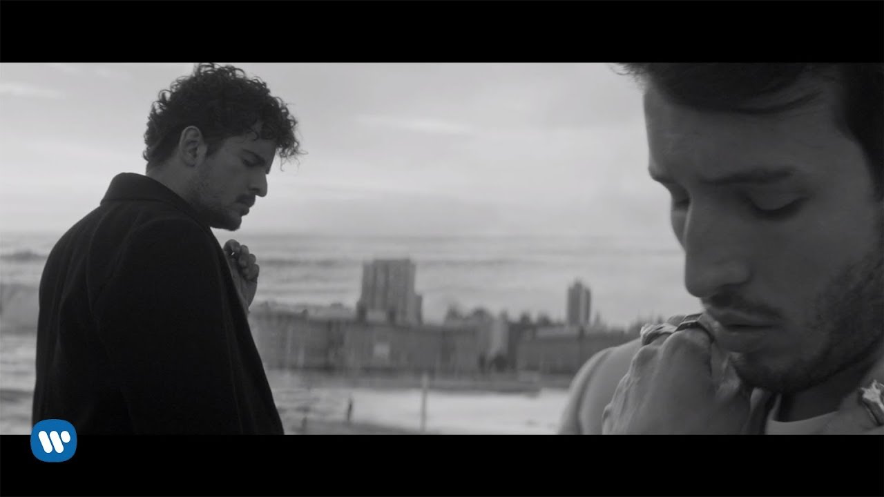 Tommy Torres, Sebastian Yatra — Atado Entre Tus Manos