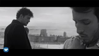 Tommy Torres, Sebastian Yatra - Atado Entre Tus Manos (Video Oficial)