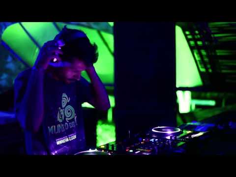 DJ YESCA REVEILLOZ 2014/2015