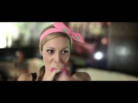 VILLAGE - FRANCESCA MONTE