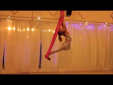 Aerial Silk performance by 6 years old. "Diamond in the Sky"