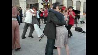preview picture of video 'Grand bal d'Ouverture de la Rue du Tango 2012'