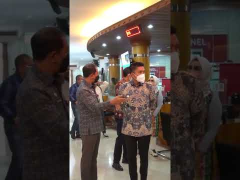 BUPATI OGAN ILIR TERTARIK DENGAN BERBAGAI INOVASI YANG DIKEMBANGKAN PADA MPP KABUPATEN BADUNG