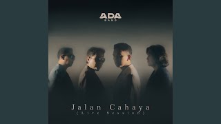 Download lagu Jalan Cahaya (Live Session) mp3