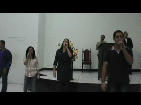 Grupo de Louvor - Igreja Batista Ebenézer Piedade - Tu és Santos