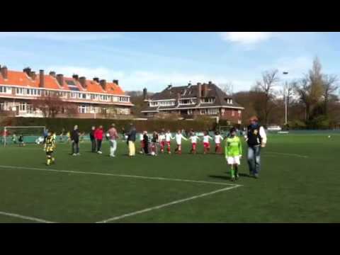 DoCoS E1 viert de winst op HVV