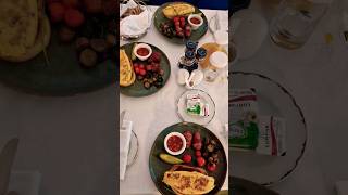 Breakfast in bed 😋 ❤️ #breakfast  #egg #travel #short #shorts