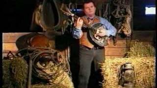 Shovel Playing Man - Kevin Assoun - www.ShovelPlayingMan.com