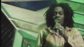 DENNIS BROWN MONEY IN MY POCKET  (OFFICIAL VIDEO)