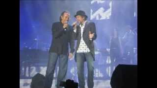 Sabina y Serrat - Eclipse de mar (en vivo)