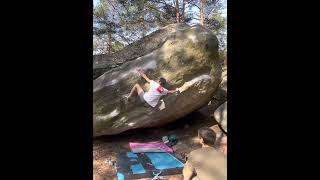 Video thumbnail of Vandale, 7c. Fontainebleau