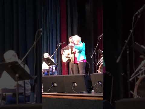 Roni Stoneman from “HeeHaw”