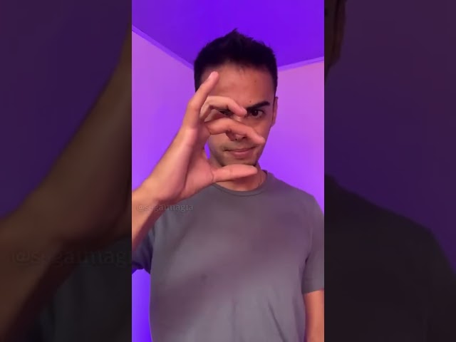 Vídeo relacionado con Lámpara mágica de monedas intercambiables, moneda intercambiable, trucos mágicos, mago, primer plano, ilusiones, accesorios de truco, mentalismo, moneda que aparece desaparecer Magia Street