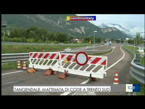 piccola voragine sulla tangenziale di trento