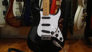 Video thumbnail for Fender  Custom Shop  Texas Special  920D Loaded Pick Guard by Philip Cockram