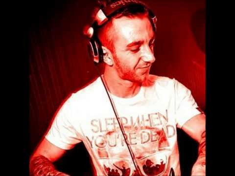 Garmiani Vs Timmy Trumpet - ZaZa Freaks (Christian Ewing Edit)