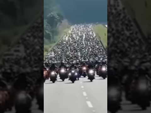 Chấn động: 20.000 xe mô tô kéo đến nhà 1 cậu bé 6 tuổi làm 1 việc, cả thế giới rơi lệ.