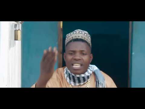 inikleizy No Mic Comeste Porco video Oficial.              já Disponível