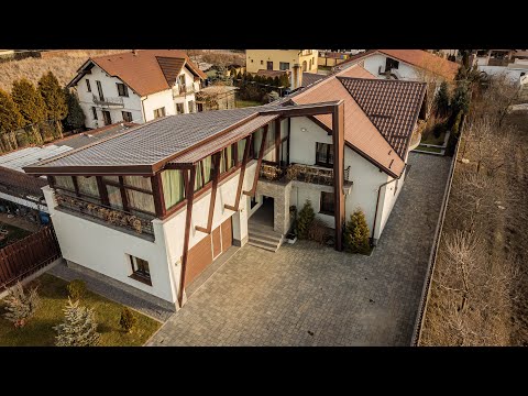 Vanzare Vila/Pensiune turistică sau casă de locuit,  mobilată și utilată, cu o sup. utilă de 350 mp