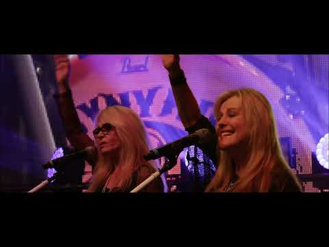 Lynyrd Skynyrd - Tuesday's Gone (Live)