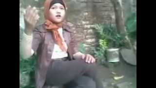 Download lagu CHINEFA mp4 saMbut aq D Pintu surga mp3