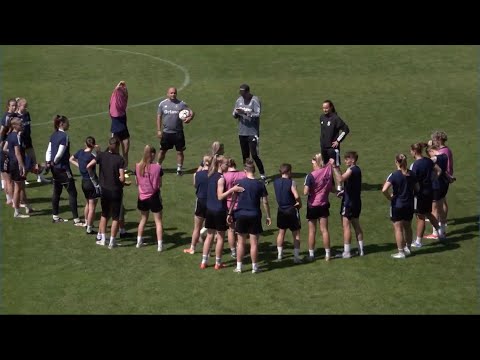 Ženský fotbal v Česku roste | TV reportáž