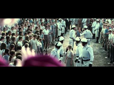 ハンガー・ゲーム (2012) - 予告編2 英語とフィンランド語字幕付き (The Hunger Games (2012) - Trailer 2 with English and Finnish subtitles)