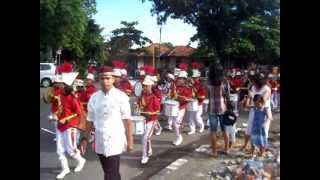 preview picture of video 'Peringatan Hari Kartini SDN 2 Cakranegara'