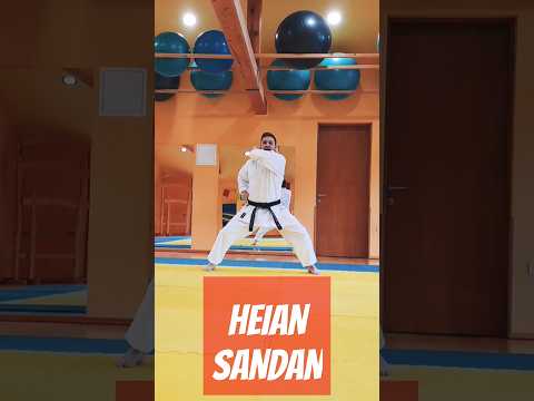 Kata Heian Sandan – Full Shotokan Demonstration 🥋 #HeianSandan #Shotokan #KarateKata #HeianSeries