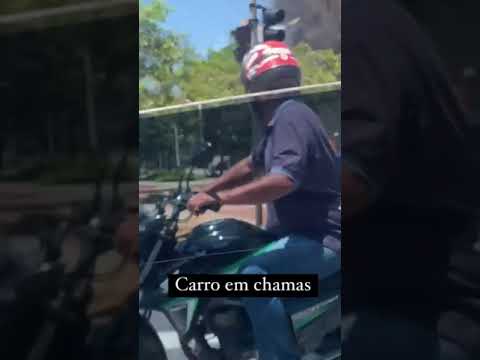 Incêndio destrói um Carro na Rua Gercina Borges, no Bosque dos Buritis, no Centro de Goiânia