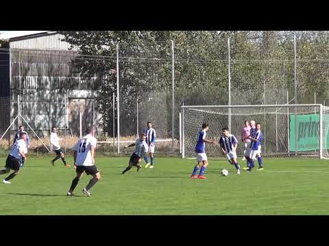 Patrik Eger z Černic  trefil v 53. minutě levou tyč branky Červeného v brance Jiskry Domažlice B .