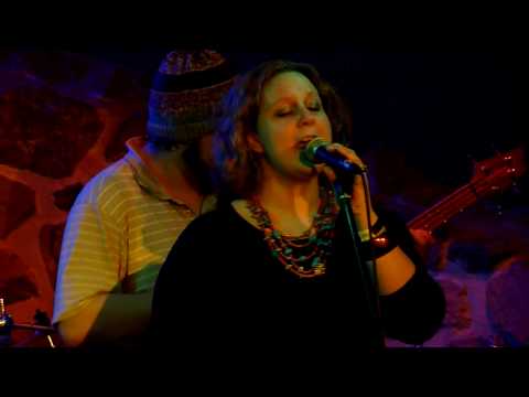 Vibekillaz Crew plays in pécs.MTS