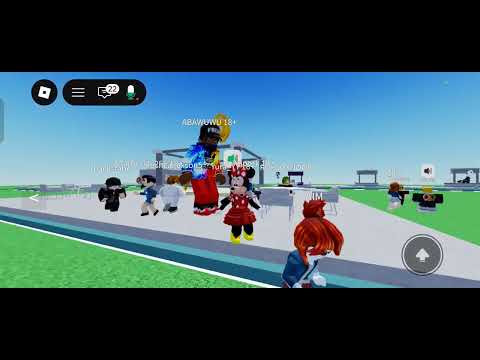 Trolling as muted minnie on mic up!