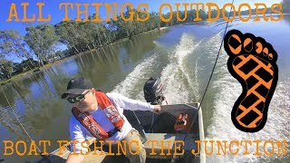 Boat Fishing the Ovens and Murray River Junction