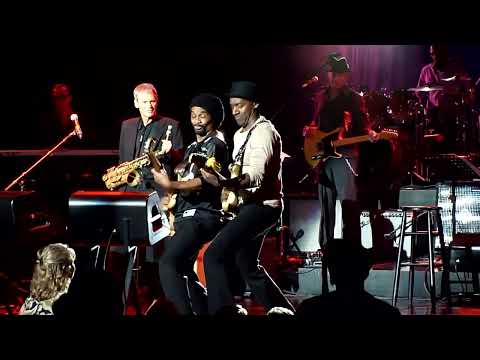 Marcus Miller & Andre Berry w/David Sanborn - Run For Cover - Smooth Jazz Cruise 2011