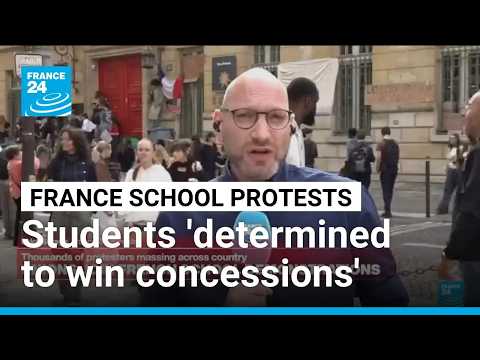 France school protests: Students determined to win 'concessions that mean something'