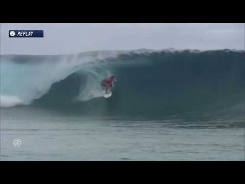 Brazilian Announcer is out of control!  Medina VS  Wilson.