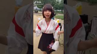 わぁっ！！　大きな声