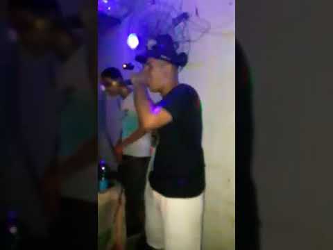 SHOW DO MC BINHO GDM JUNTAMENTE COM DJ LUQUINHAS RD NO RETRÔ MIX BAR.