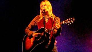 Aimee Mann plays - Red Vines - at Academy 1
