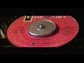 LESLEY GORE - YOUNG LOVE - I JUST DON'T KNOW IF I CAN