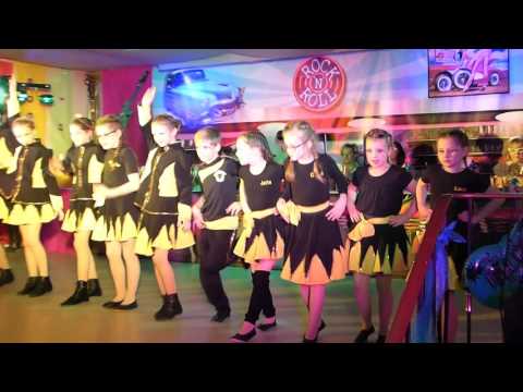 Die Funken des SV Hö-Nie - Büttenabend Niedermörmter 2016