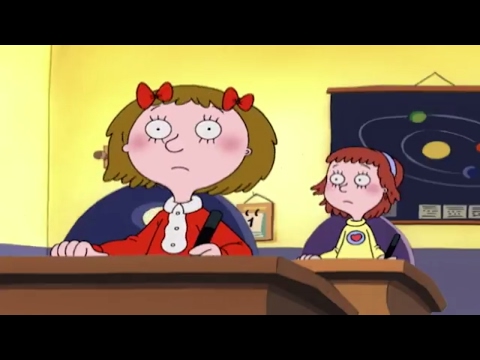 Mona the Vampire 108 - The vampire hunter / The sounds of sirens | HD |