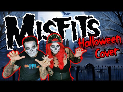Halloween MISFITS Acoustic Cover by Chui Kanela & Aitor Magic Rock