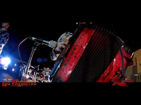 GRUPO LOS FAVORITOS  - 30 DIAS (EN VIVO 2017)