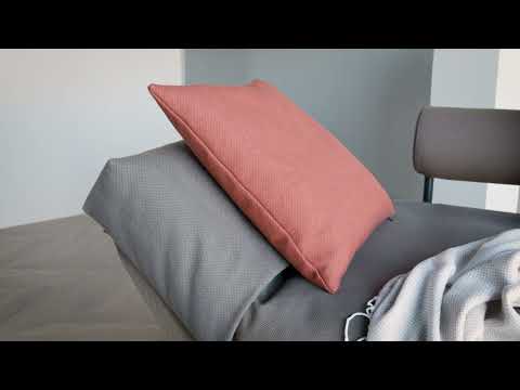 Rollo Day Bed - Detail