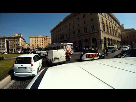 Tour of Roma from the roof of a taxi