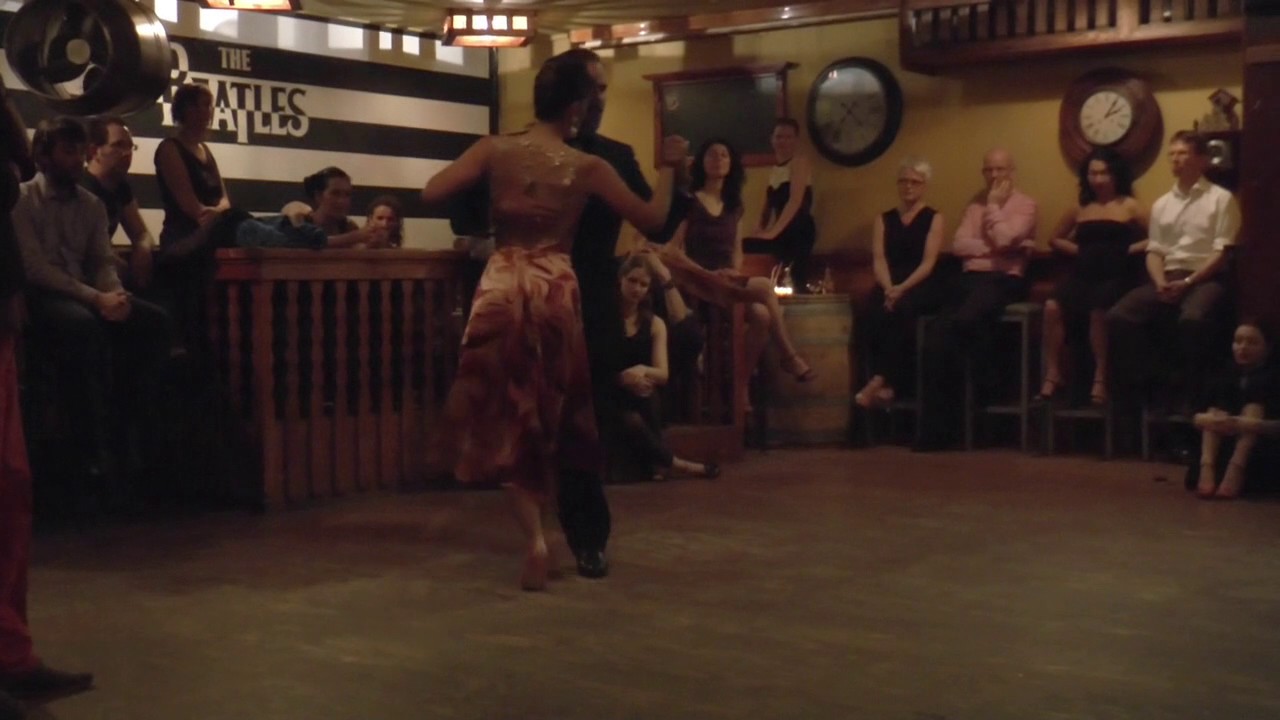 Fabian Peralta & Josefina Bermudez in Milonga Porteña (3) "Amarroto" J.d'Arienzo
