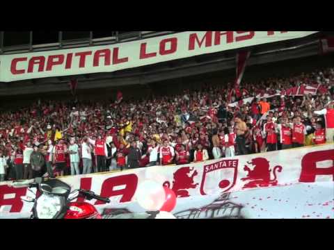 "La Guardia Pte Santafe vs Nacional - Abril 25 de 2012.mov" Barra: La Guardia Albi Roja Sur &bull; Club: Independiente Santa Fe
